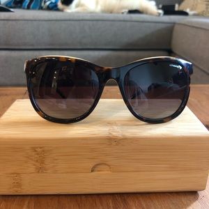 Polarized sunglasses Polaroid brand